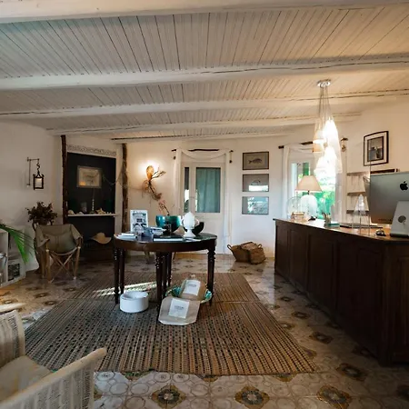 Giardino Dell'impossibile Di Antonino Campo *