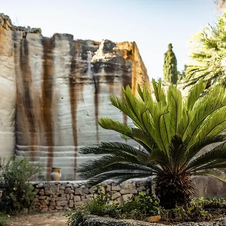 Giardino Dell'impossibile Di Antonino Campo
