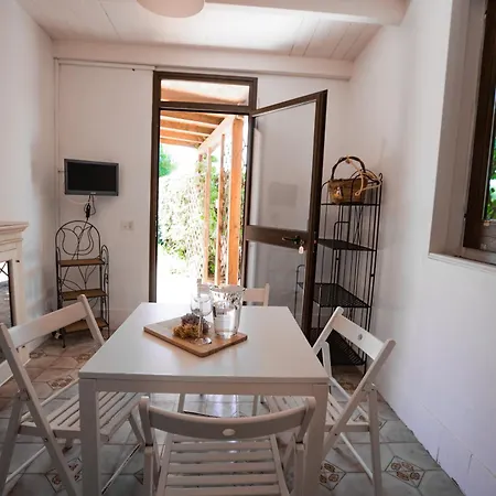 Giardino Dell'impossibile Di Antonino Campo شقة *